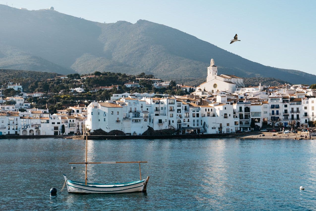 Vue sur le village de Cadaqués. ©L'Oeil d'Eos