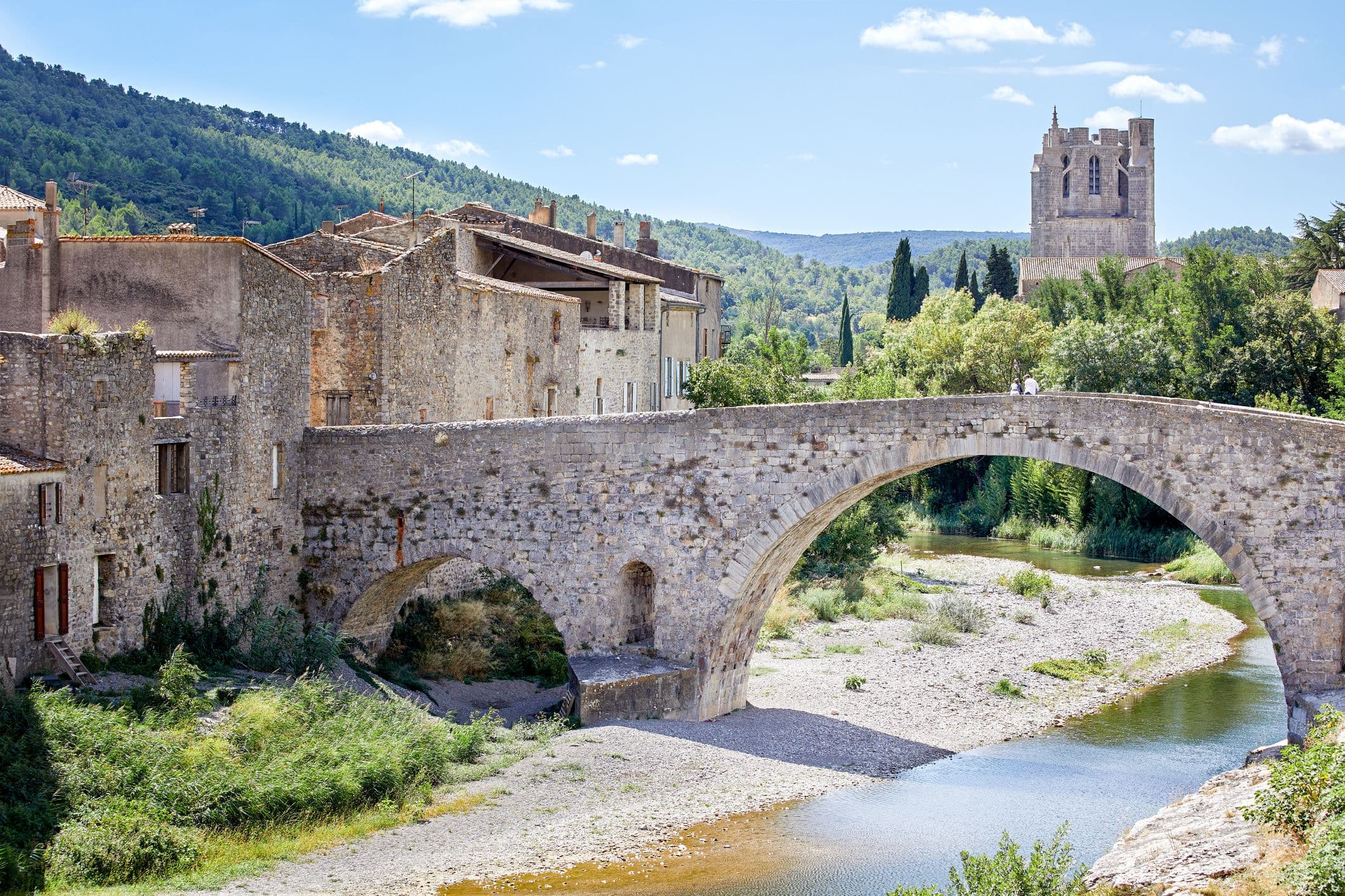 Vue du pont de Lagrasse @iStock