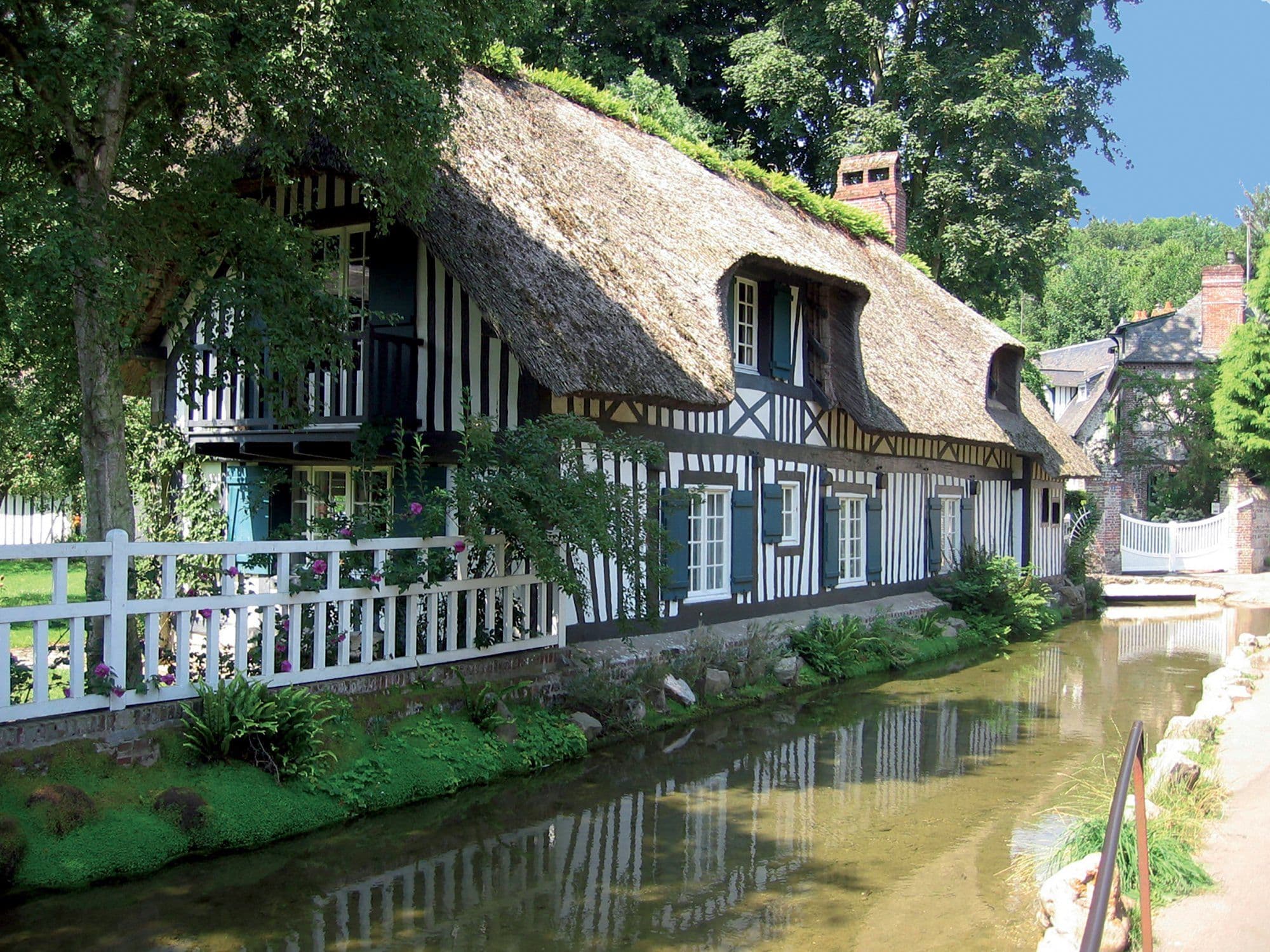 Veules-les-Roses. © Plus beaux villages de France